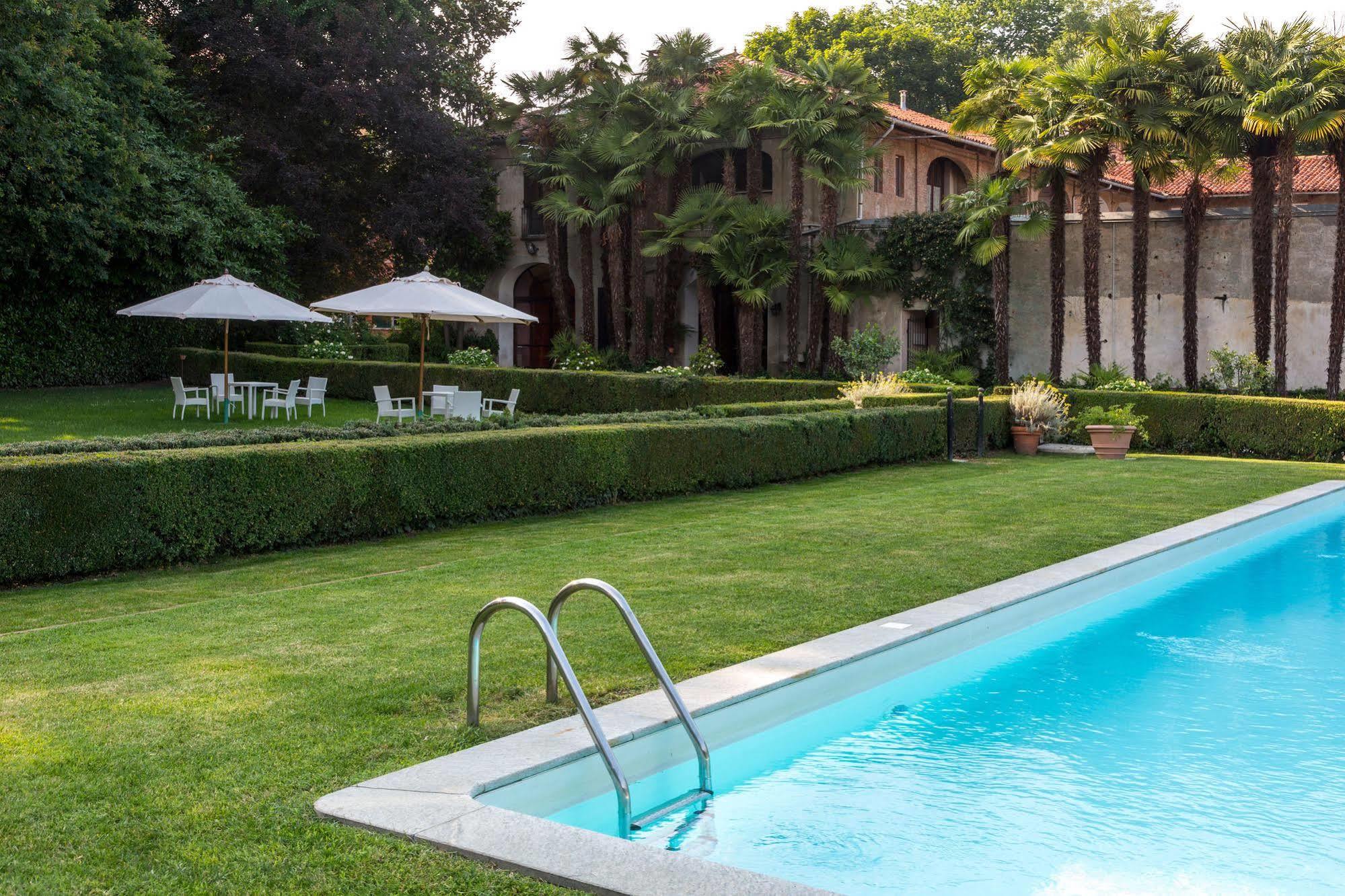 פינרולו Agriturismo Il Torrione מראה חיצוני תמונה