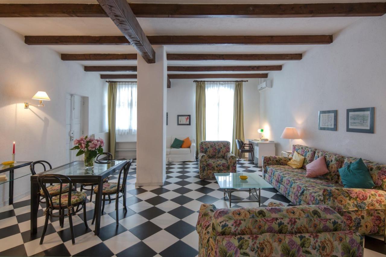 פינרולו Agriturismo Il Torrione מראה חיצוני תמונה